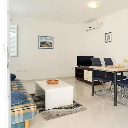 ゲストハウス House Alanis With Sea View In A Quiet Location 4*