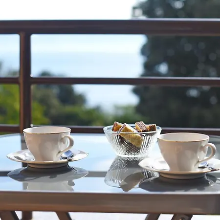 ゲストハウス House Alanis With Sea View In A Quiet Location 4*