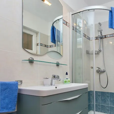 House Alanis With Sea View In A Quiet Location 4*