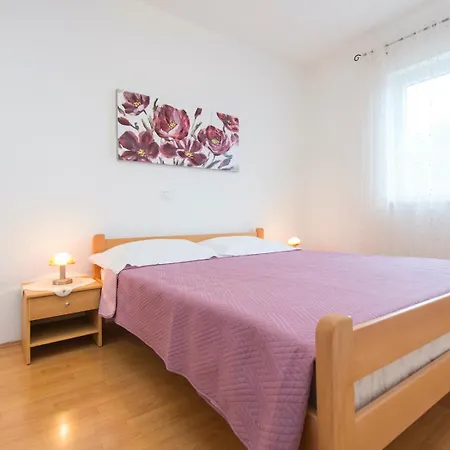 House Alanis With Sea View In A Quiet Location 4*