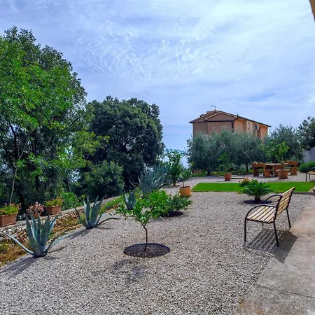 House Alanis Wtih Sea View In Quiet Location
