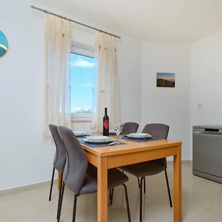 House Alanis With Sea View In A Quiet Location Gasthuis Ravni